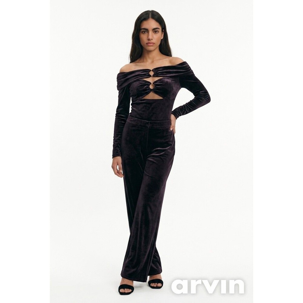 Glamorous Women's Black Velvet Body Suit NWT Xtra Small Revolve Off Shoulder - Picture 4 of 13